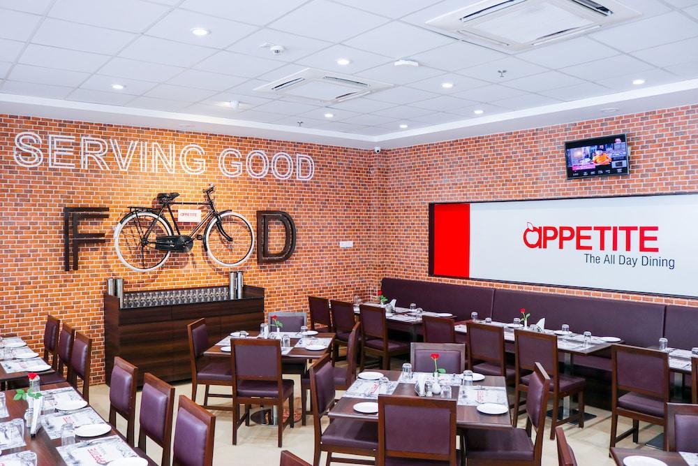 7 Apple Hotel, Vadodara Luaran gambar