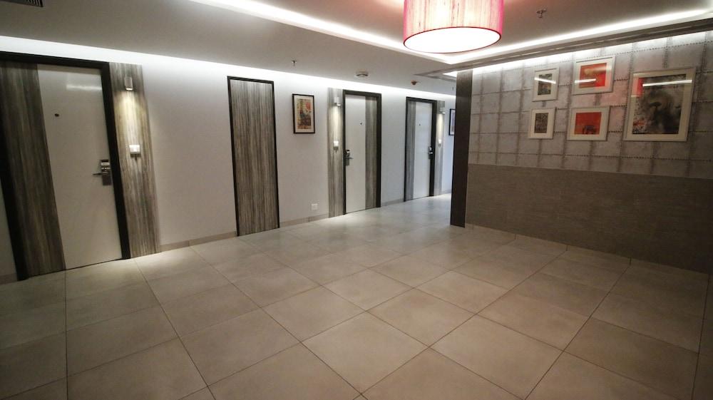 7 Apple Hotel, Vadodara Luaran gambar