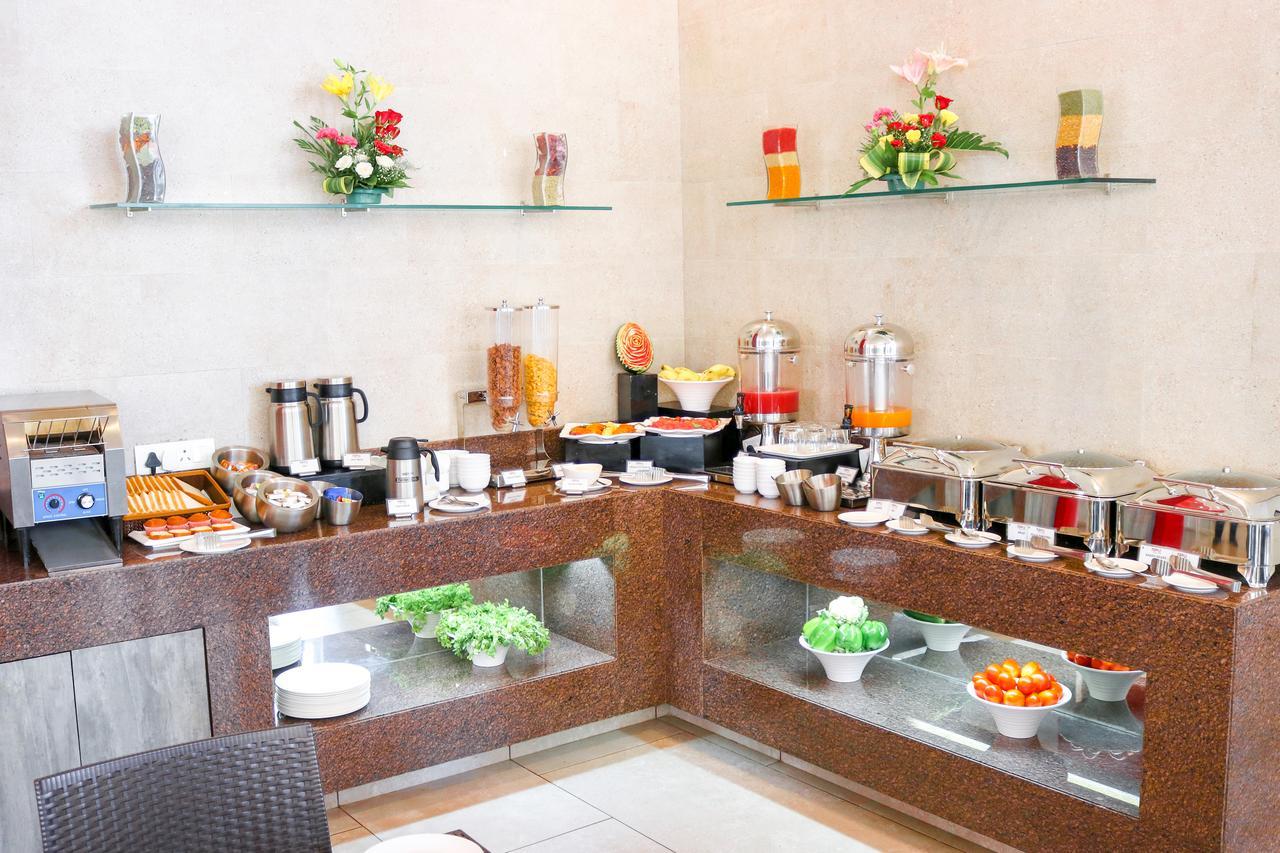 7 Apple Hotel, Vadodara Luaran gambar
