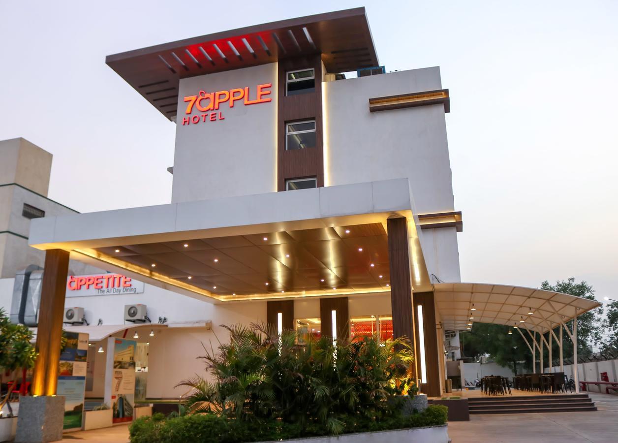 7 Apple Hotel, Vadodara Luaran gambar